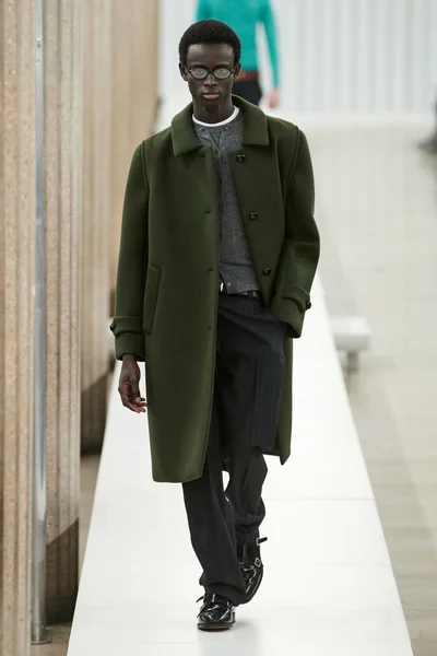 Look 53